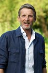 Amsterdam 29 mei 2026
Prins Maurits opent het golftournooi in het Vondelpark met een mooie afslag .