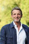 Amsterdam 29 mei 2026
Prins Maurits opent het golftournooi in het Vondelpark met een mooie afslag .