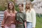 Den Haag 21 mei 2026
Fotouurtje met de koninklijke familie in de Hollandse tuin van Park Clingendael . Aanwezig Koning Willem Alexander Koningin Maxima Prinses Amalia Prinses Alexia en Prinses Ariane . 