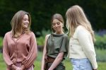 Den Haag 21 mei 2026
Fotouurtje met de koninklijke familie in de Hollandse tuin van Park Clingendael . Aanwezig Koning Willem Alexander Koningin Maxima Prinses Amalia Prinses Alexia en Prinses Ariane . 