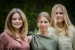Den Haag 21 mei 2026
Fotouurtje met de koninklijke familie in de Hollandse tuin van Park Clingendael . Aanwezig Koning Willem Alexander Koningin Maxima Prinses Amalia Prinses Alexia en Prinses Ariane . 