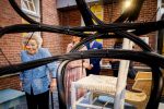 NOORDWOLDE - 20 mei 2026
Prinses Beatrix bezoekt Nationaal Vlechtmuseum ter gelegenheid van het 25 jarig jubileum, 20 Mei 2026. Tijdens het bezoekt onthult de prinses de originele wieg wij zij als baby in heeft gelegen. 