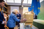 NOORDWOLDE - 20 mei 2026
Prinses Beatrix bezoekt Nationaal Vlechtmuseum ter gelegenheid van het 25 jarig jubileum, 20 Mei 2026. Tijdens het bezoekt onthult de prinses de originele wieg wij zij als baby in heeft gelegen. 