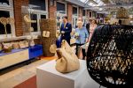 NOORDWOLDE - 20 mei 2026
Prinses Beatrix bezoekt Nationaal Vlechtmuseum ter gelegenheid van het 25 jarig jubileum, 20 Mei 2026. Tijdens het bezoekt onthult de prinses de originele wieg wij zij als baby in heeft gelegen. 