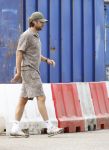 Houten 4 juli 2026
Renze Klamer brengt op de fiets zijn dochter weg . Daarna gaat hij met zijn zoon naar de stort in Houten .