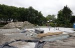 Amsterdam 8 juli 2026
Rico Verhoeven is een nieuw huis / villa aan het water aan het bouwen . De boot ligt in de tuin
