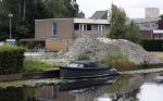 Amsterdam 8 juli 2026
Rico Verhoeven is een nieuw huis / villa aan het water aan het bouwen . De boot ligt in de tuin