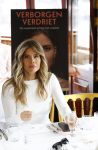 Amsterdam 18 mei 2026
Stephanie Tency in het Amstelhotel . Ze vertrekken daarna met aantal gasten met boot om half jaar van haar boek te vieren 