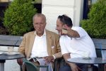 Amsterdam 9 juli 2026
Theo Hiddema op terras in het centrum van Amsterdam .