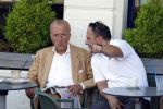 Amsterdam 9 juli 2026
Theo Hiddema op terras in het centrum van Amsterdam .
