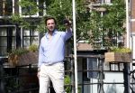 Amsterdam 10 juli 2026
Thierry Baudet wandelend door het centrum van Amsterdam .