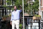 Amsterdam 10 juli 2026
Thierry Baudet wandelend door het centrum van Amsterdam .