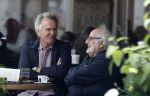 Amsterdam 27 juli 2026
Tom Egbers met een kennis op terras bij Wildschut in Amsterdam zuid