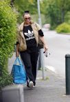 Abcoude 19 mei 2026
Trijntje Oosterhuis doet boodschappen in Abcoude 