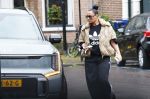 Abcoude 19 mei 2026
Trijntje Oosterhuis doet boodschappen in Abcoude 