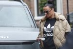 Abcoude 19 mei 2026
Trijntje Oosterhuis doet boodschappen in Abcoude 
