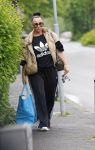 Abcoude 19 mei 2026
Trijntje Oosterhuis doet boodschappen in Abcoude 