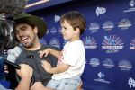 Zwolle, 8 Juli 2026
Muziekfeest Grote Markt
Waylon met zoontje