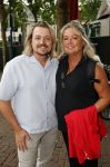 Zwolle, 8 Juli 2026
Muziekfeest Grote Markt
Wendy Karst vrouw van Rene Karst met zoon Thomas Karst