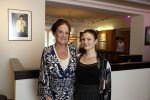 Amsterdam 11 juli 2026
Vandaag was het 25 jaar geleden dat Herman Brood zelf moord pleegde door van het Hilton Hotel af te springen .
Aanwezig Xandra Brood Holly Brood met partner Soy Kroon en Lola Brood met partner en 2 kinderen . Het vond Plaats in het Americain Hotel. Xandra Brood en Linda Hakeboom . Linda gaat een documentaire maken 
