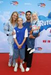 Amsterdam 31 mei 2026
Premiere Rutger Thomas en Paco 2 in Pathe Arena . Ymre Stiekema met man en dochters 