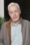 Blaricum 20 augustus 2026
Andre v Duin krijgt uit handen van Jacques Walch het eerste magazine overhandigd van makelaarskantoor Voorma en Walch.