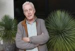 Blaricum 20 augustus 2026
Andre v Duin krijgt uit handen van Jacques Walch het eerste magazine overhandigd van makelaarskantoor Voorma en Walch.