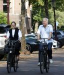 Amsterdam 27 augustus 2026
Bob Sikkes op de fiets in Amsterdam zuid 