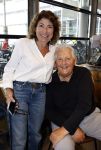 Amstelveen 15 augustus 2026
Louis v Gaal signeert bij boekhandel Venstra in het Stadshart . Cor de Wit en Guusje Wolff