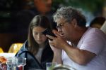 Amsterdam 20 augustus 2026
Dirk Zeelenberg met zijn dochter Bobbi aan het lunchen in Amsterdam zuid.