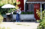 Flanssum 1 augustus 2026
De meilandjes hebben opnames op een boerderij voor een nieuwe serie op Videoland . Maxime Meiland Montana Meiland Erica Meiland en Martien Meiland werken op de boerderij .