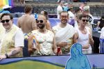 Amsterdam 1 augustus 2026
AVRO TROS boot bij de Gay pride . Freek Bartels met partner