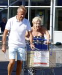 Amsterdam 12 augustus 2026
Hanny Veerkamp en Ton Veerkamp doen boodschappen bij de Makro 