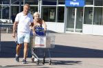 Amsterdam 12 augustus 2026
Hanny Veerkamp en Ton Veerkamp doen boodschappen bij de Makro 