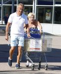 Amsterdam 12 augustus 2026
Hanny Veerkamp en Ton Veerkamp doen boodschappen bij de Makro 
