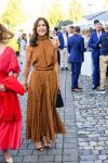 Aken 11 augustus 2026
Prinses Amalia op bezoek bij het wereldkampioenschap Paarden in Aken . ook de deense Koningin Mary van Denemarken was aanwezig alsmede Prinses Benedikte van Denemarken , Infante Elena van Spanje en Zara Tindall .