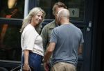 Hoogland 29 augustus 2026
Linda de Mol en haar partner Jeroen Rietbergen gaan winkeles bij BOBS in Hoogland . Eigenaar Bob Reijnders vangt ze op.