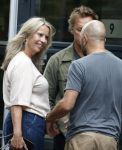 Hoogland 29 augustus 2026
Linda de Mol en haar partner Jeroen Rietbergen gaan winkeles bij BOBS in Hoogland . Eigenaar Bob Reijnders vangt ze op.
