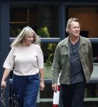 Hoogland 29 augustus 2026
Linda de Mol en haar partner Jeroen Rietbergen gaan winkeles bij BOBS in Hoogland . Eigenaar Bob Reijnders vangt ze op.