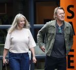Hoogland 29 augustus 2026
Linda de Mol en haar partner Jeroen Rietbergen gaan winkeles bij BOBS in Hoogland . Eigenaar Bob Reijnders vangt ze op.
