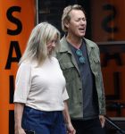 Hoogland 29 augustus 2026
Linda de Mol en haar partner Jeroen Rietbergen gaan winkeles bij BOBS in Hoogland . Eigenaar Bob Reijnders vangt ze op.