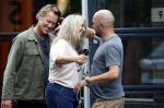 Hoogland 29 augustus 2026
Linda de Mol en haar partner Jeroen Rietbergen gaan winkeles bij BOBS in Hoogland . Eigenaar Bob Reijnders vangt ze op.