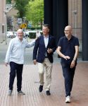 Amstelveen 15 augustus 2026
Louis v Gaal signeert bij boekhandel Venstra in het Stadshart .