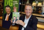 Amstelveen 15 augustus 2026
Louis v Gaal signeert bij boekhandel Venstra in het Stadshart .