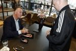 Amstelveen 15 augustus 2026
Louis v Gaal signeert bij boekhandel Venstra in het Stadshart .