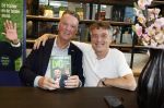 Amstelveen 15 augustus 2026
Louis v Gaal signeert bij boekhandel Venstra in het Stadshart . Louis v Gaal en schrijver Robert Heukels 