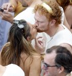 Amsterdam 1 augustus 2026
Malou Petter met haar vriend Sil v d  Wees tijdens de Gay Pride op de AVRO TROS Boot