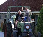 Flanssum 1 augustus 2026
De meilandjes hebben opnames op een boerderij voor een nieuwe serie op Videoland . Maxime Meiland Montana Meiland Erica Meiland en Martien Meiland werken op de boerderij .