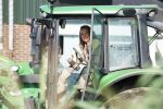 Flanssum 1 augustus 2026
De meilandjes hebben opnames op een boerderij voor een nieuwe serie op Videoland . Maxime Meiland Montana Meiland Erica Meiland en Martien Meiland werken op de boerderij .