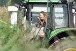 Flanssum 1 augustus 2026
De meilandjes hebben opnames op een boerderij voor een nieuwe serie op Videoland . Maxime Meiland Montana Meiland Erica Meiland en Martien Meiland werken op de boerderij .